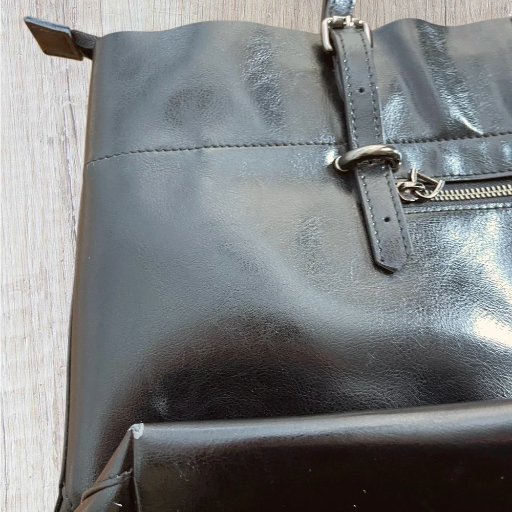 Black Leather S-Zone Tote Bag - Picture 5 of 8